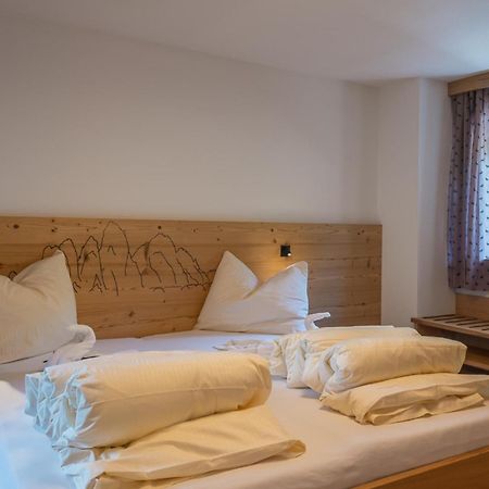 Planerhof Apartment Alpenrose Funes  Exteriör bild