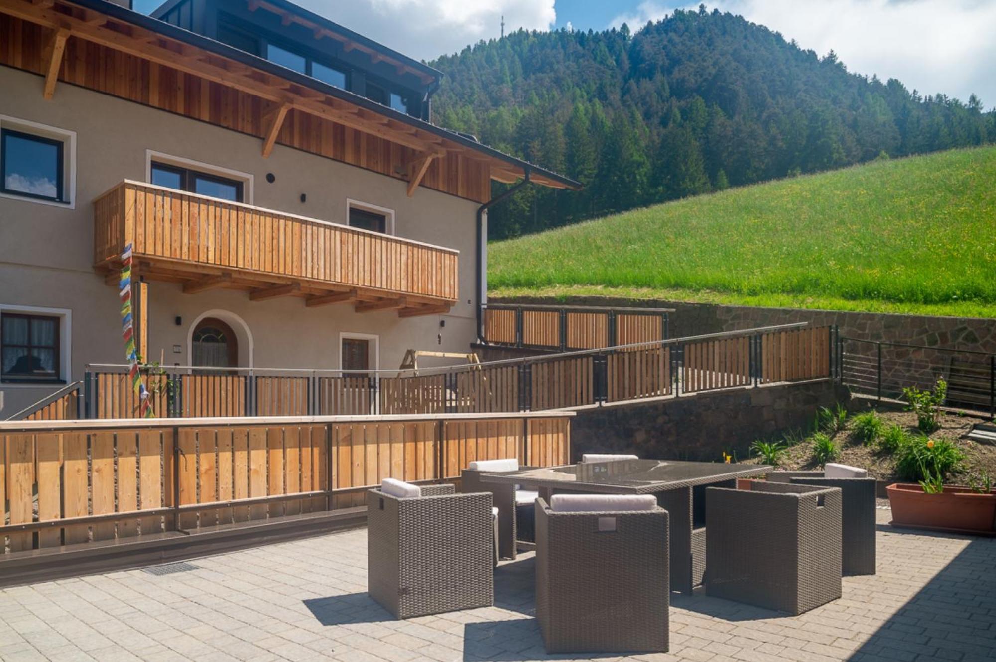 Planerhof Apartment Alpenrose Funes  Exteriör bild